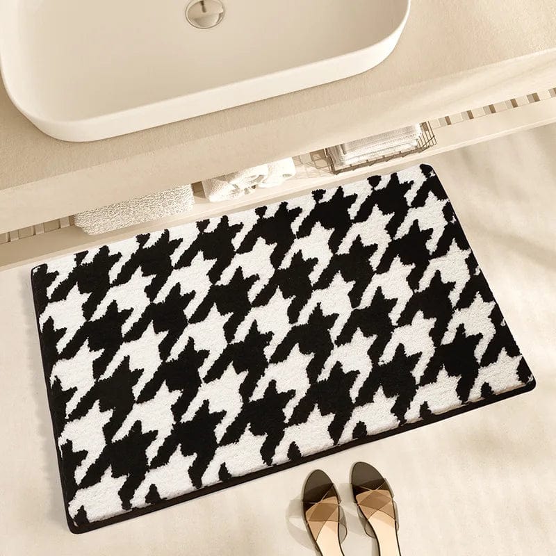 White Black Bathroom Rug - bathroom setting